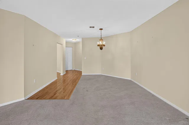 Residence photo 3