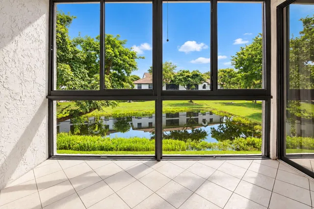 Residence photo 21