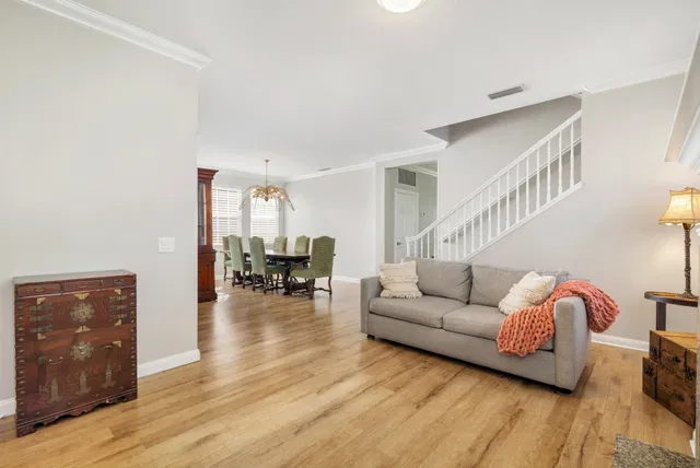 Residence photo 11