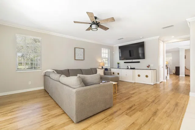  Residence photo 15