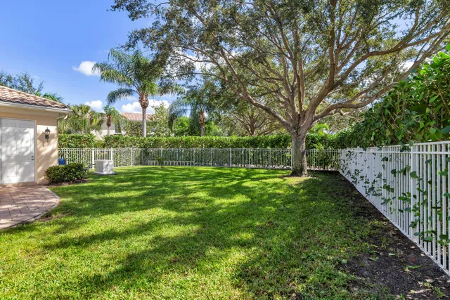  Residence photo 47