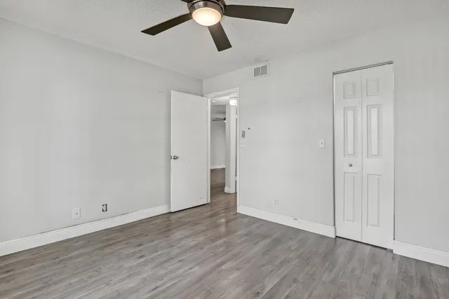 Unit 103 photo 14