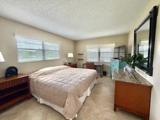 Residence photo 7