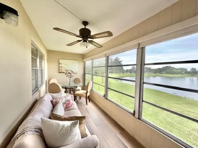 Residence photo 12
