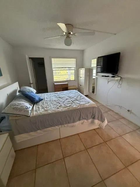 Unit 4008 photo 20