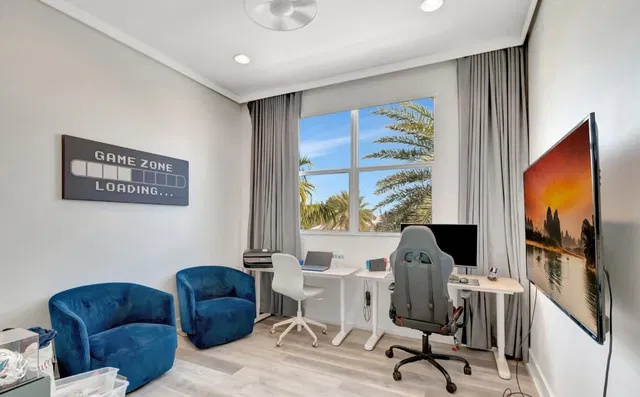 Residence photo 32