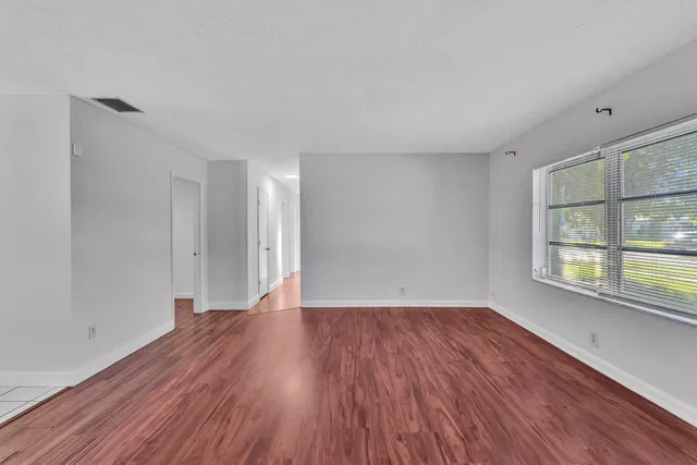 Residence photo 10