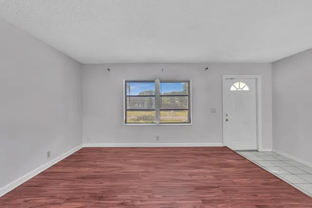 Residence photo 13