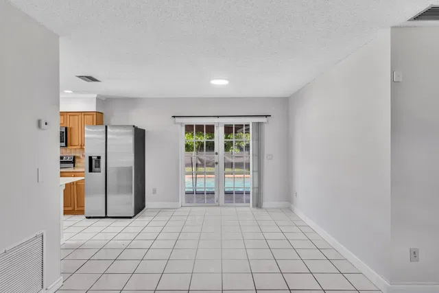 Residence photo 14