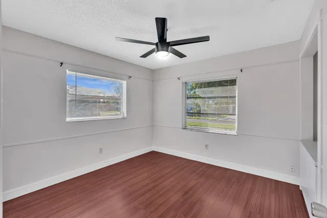 Residence photo 31