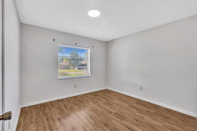 Residence photo 34
