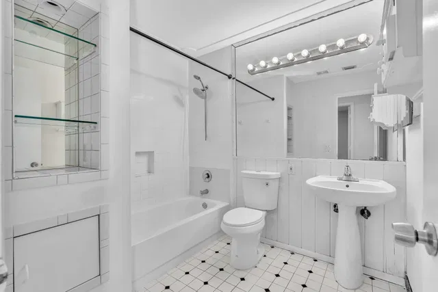 Residence photo 36