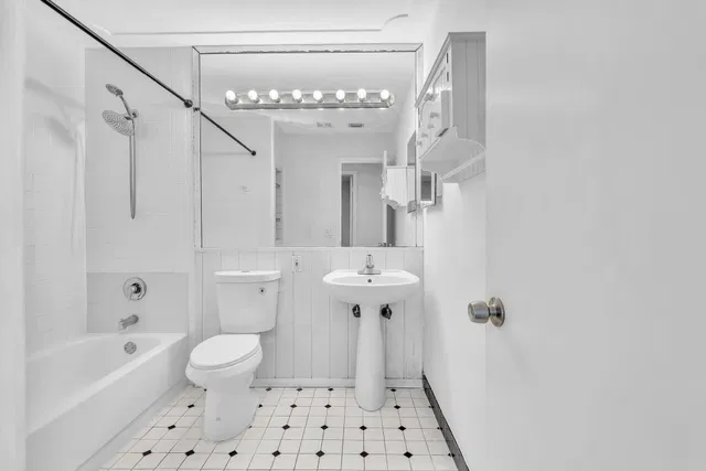 Residence photo 37
