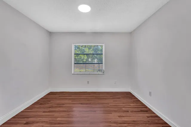 Residence photo 39