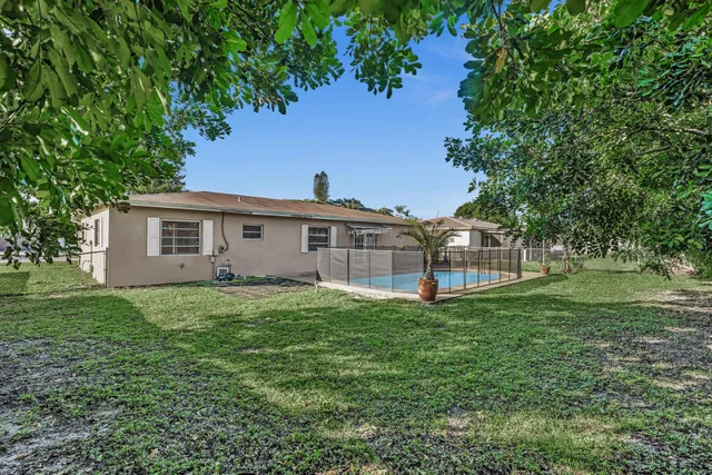 Residence photo 45