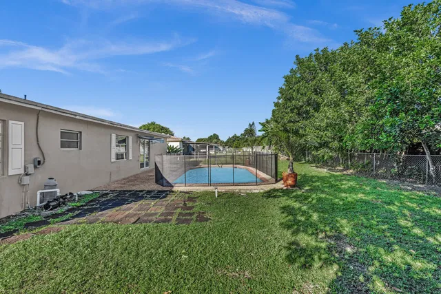 Residence photo 46