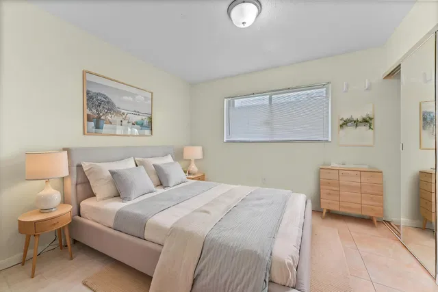  Residence photo 17