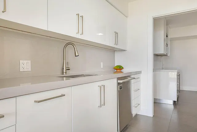 Singer Island Unit 1005 photo 12
