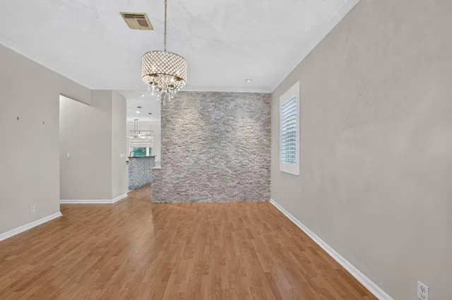  Residence photo 6