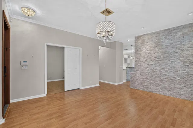  Residence photo 7