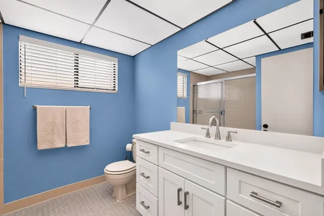  Unit 142 photo 14