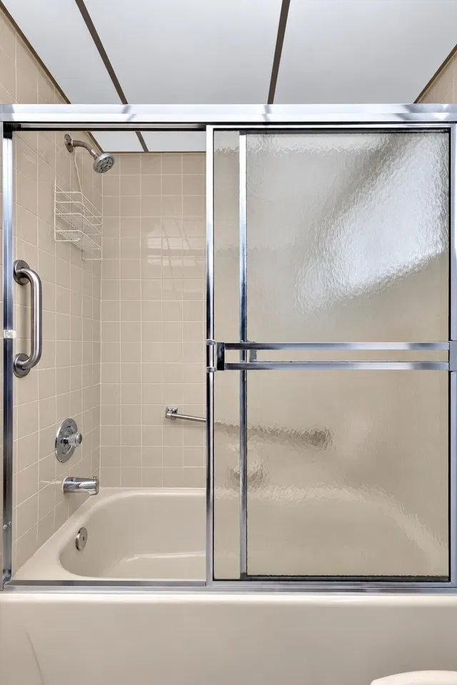  Unit 142 photo 15