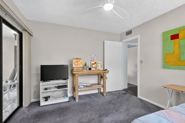  Unit 142 photo 17