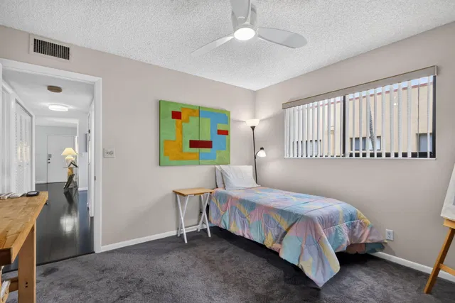  Unit 142 photo 18