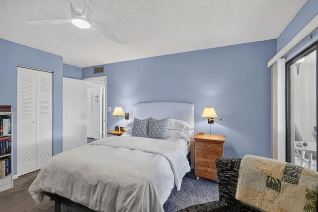  Unit 142 photo 21