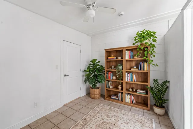  Residence photo 20