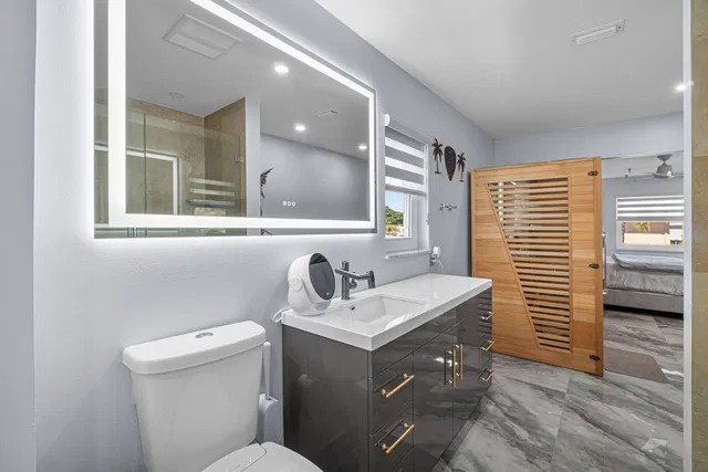  Unit C photo 24