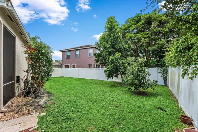 Residence photo 39