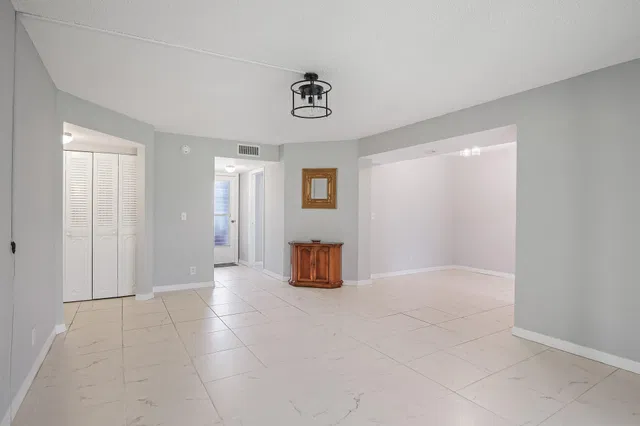 Unit 211 photo 2