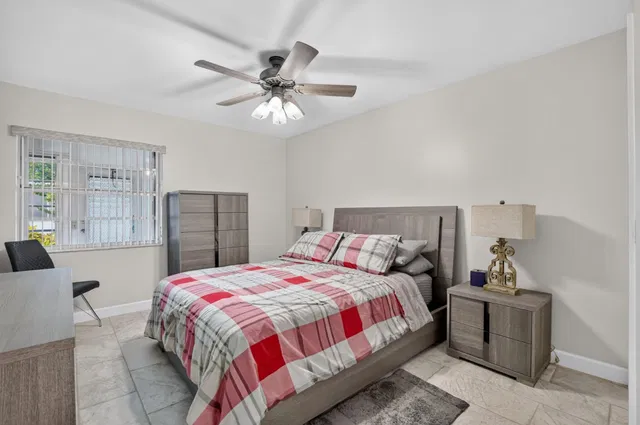 Residence photo 11