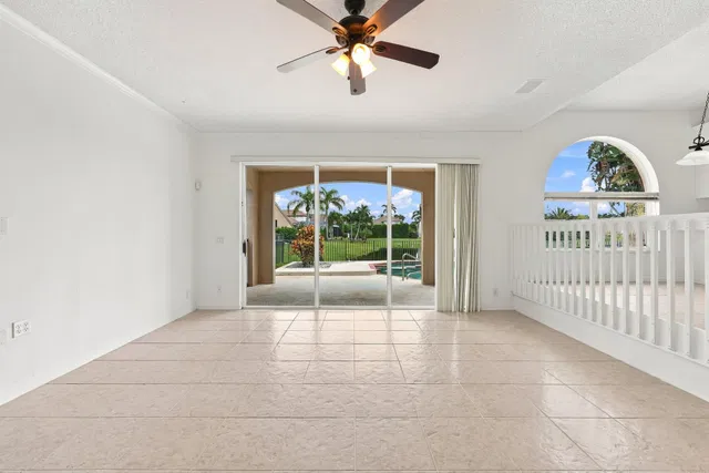 Boca Isles Residence photo 28