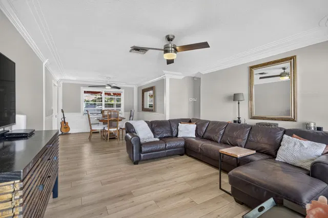 Residence photo 15