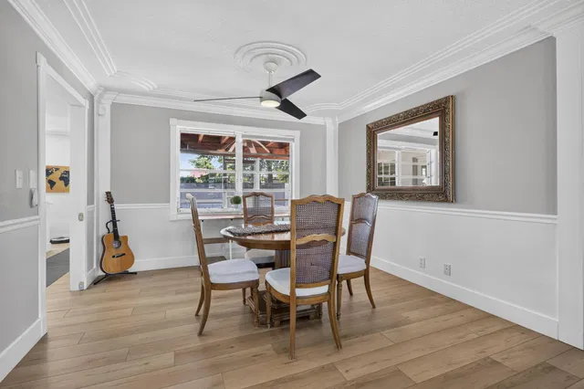 Residence photo 17