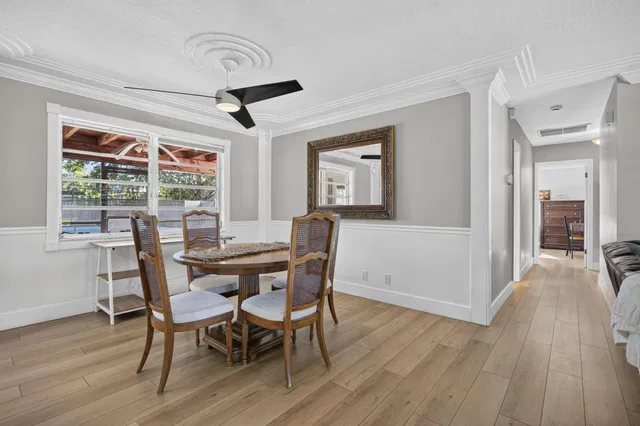 Residence photo 18