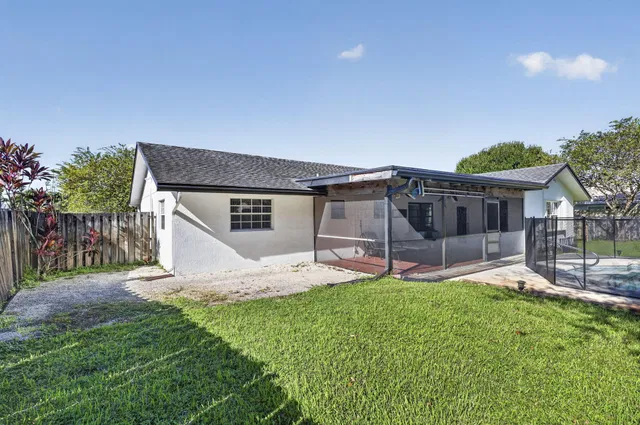Residence photo 36