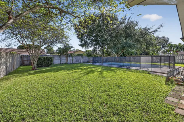 Residence photo 41