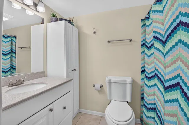 Unit 1406 photo 21