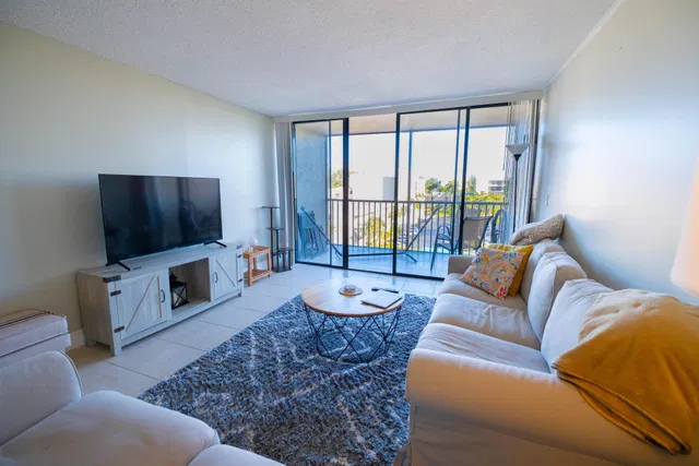 Boca Raton Unit 6050 photo 10