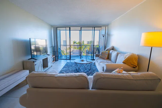 Boca Raton Unit 6050 photo 11