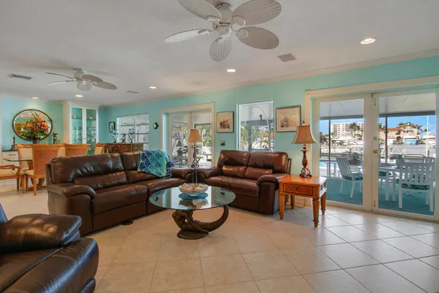 Residence photo 35