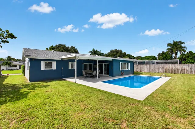  Residence photo 5