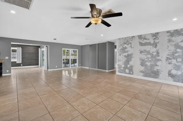  Residence photo 13