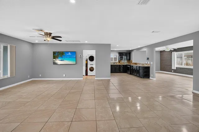  Residence photo 18