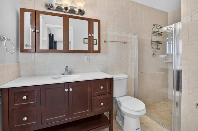  Residence photo 32