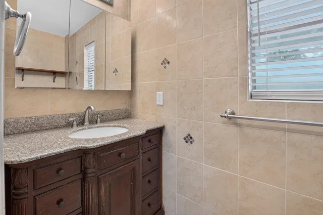  Residence photo 38