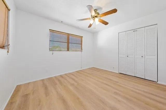 Unit 206 photo 11